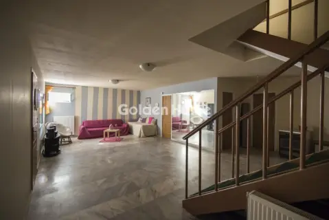 Independent Maisonette 330m<sup>2</sup> for sale photo 26