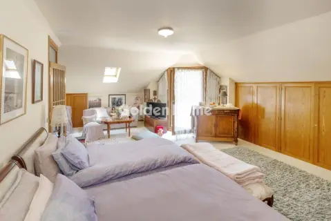 Maisonette Attached 300m<sup>2</sup> for sale photo 31
