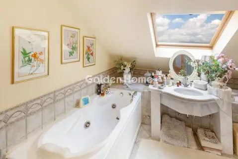 Maisonette Attached 300m<sup>2</sup> for sale photo 35