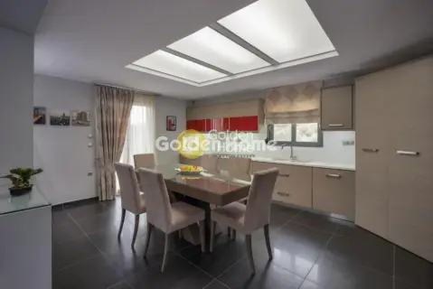 House 130m<sup>2</sup> for rent photo 10