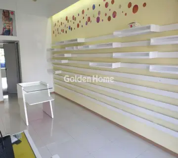 店铺 36m<sup>2</sup> for rent photo 1