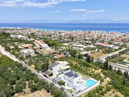 House 384m<sup>2</sup> for sale photo 5531592