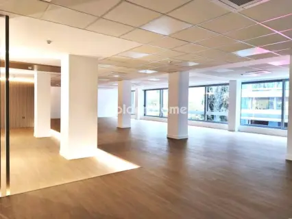 Office 180m<sup>2</sup> for rent photo 6