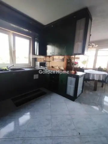 Floor Maisonette 200m<sup>2</sup> for rent photo 4896835