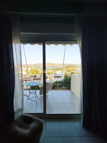 Floor Maisonette 200m<sup>2</sup> for rent photo 4896853
