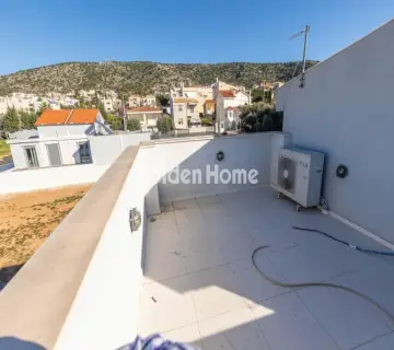 独立复式小屋 375m<sup>2</sup> for sale photo 4895057