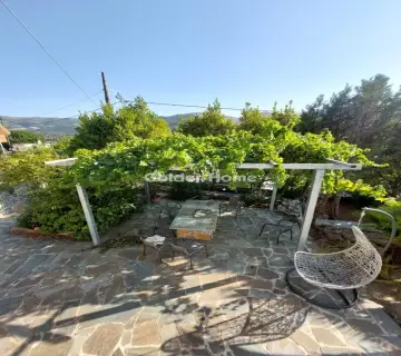 House 300m<sup>2</sup> for sale photo 1