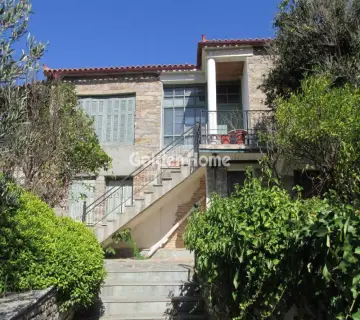 House 300m<sup>2</sup> for sale photo 2