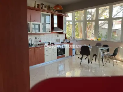 Home 235m<sup>2</sup> for sale photo 5682818