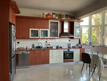 Home 235m<sup>2</sup> for sale photo 5682820