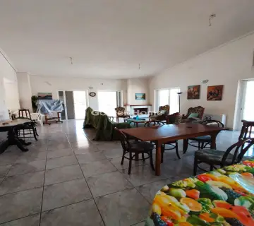House 230m<sup>2</sup> for rent photo 4904567