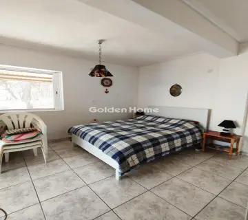 House 230m<sup>2</sup> for rent photo 4904575