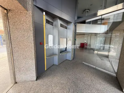 店铺 190m<sup>2</sup> for rent photo 2