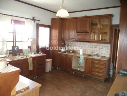 Independent Maisonette 393m<sup>2</sup> for sale photo 5