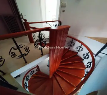 House 280m<sup>2</sup> for rent photo 4924258