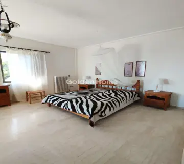 House 280m<sup>2</sup> for rent photo 4924262