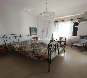 House 280m<sup>2</sup> for rent photo 4924264