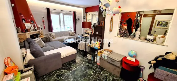 Floor Apartment 101m<sup>2</sup> for sale photo 2