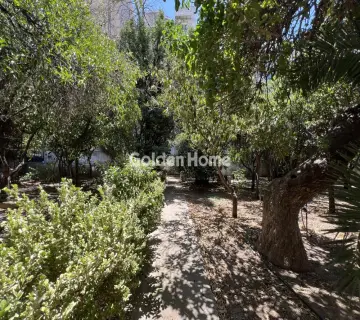Residential 929m<sup>2</sup> for sale photo 1