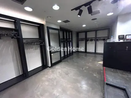 店铺 60m<sup>2</sup> for rent photo 2