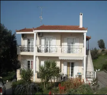 Independent Maisonette 130m<sup>2</sup> for sale photo 1