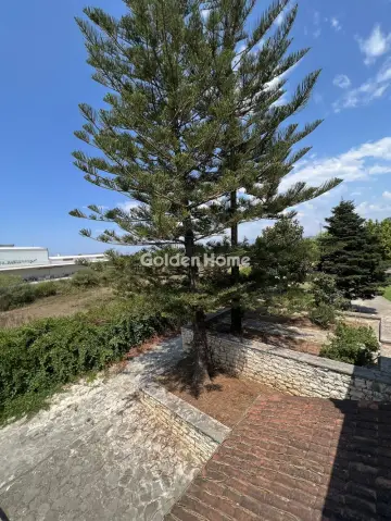 House 232m<sup>2</sup> for sale photo 32