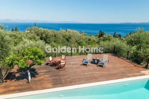Hotel 200m<sup>2</sup> for sale photo 2