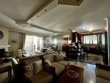 Apartment 150m<sup>2</sup> for rent photo 2