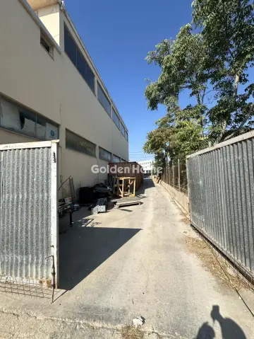 Independent Building 630m<sup>2</sup> for sale photo 2