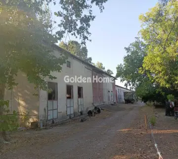 Independent Building 800m<sup>2</sup> for sale photo 4980987