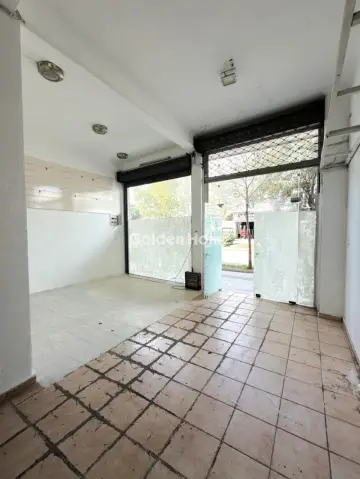 Store 85m<sup>2</sup> for rent photo 10