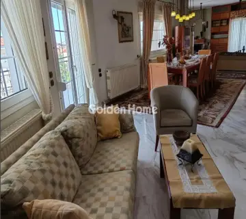 Apartment 240m<sup>2</sup> for rent photo 4977861