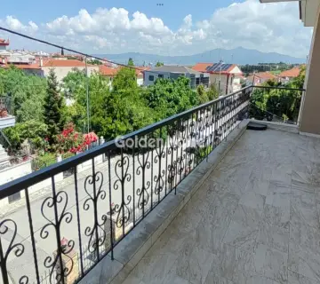 Apartment 240m<sup>2</sup> for rent photo 4977875