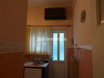 Κτίριο 415τ.μ. προς πώληση φωτογραφία 2