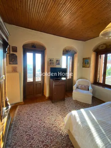 House 270m<sup>2</sup> for sale photo 13
