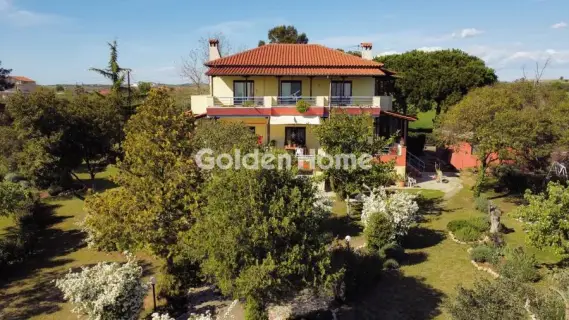 House 348m<sup>2</sup> for sale photo 1