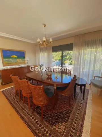 Floor Apartment 146m<sup>2</sup> for sale photo 3