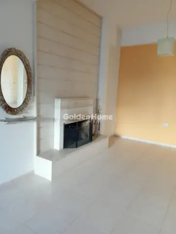 Independent Maisonette 360m<sup>2</sup> for rent photo 8