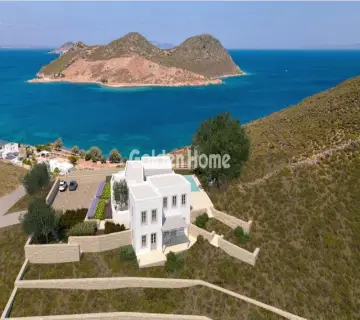 House 300m<sup>2</sup> for sale photo 2
