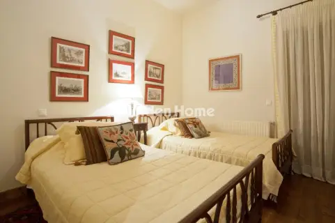 Independent Maisonette 250m<sup>2</sup> for sale photo 25