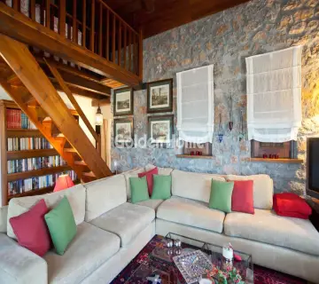 Golden Home Property Image