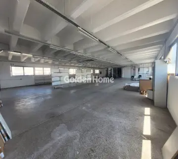 Office 2340m<sup>2</sup> for rent photo 11