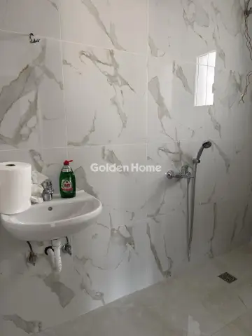 Office 180m<sup>2</sup> for rent photo 16