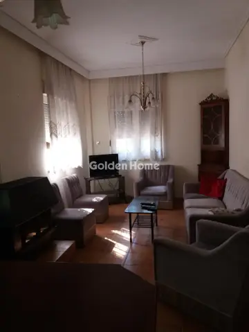 Κτίριο 270τ.μ. προς πώληση φωτογραφία 1