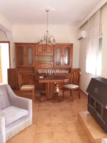 Κτίριο 270τ.μ. προς πώληση φωτογραφία 4