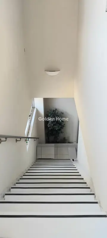 Independent Building 2220m<sup>2</sup> for rent photo 16