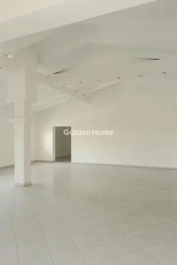 Building 2220m<sup>2</sup> for rent photo 14