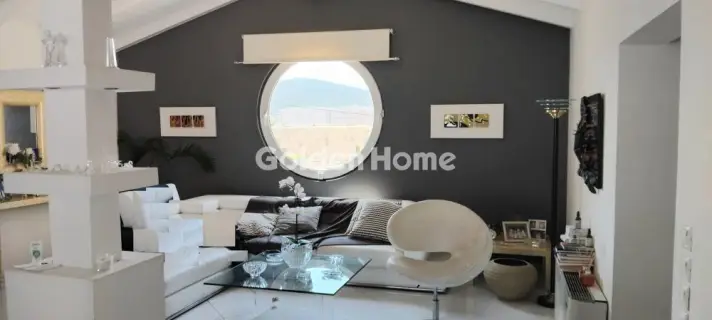 Floor Apartment 220m<sup>2</sup> for rent photo 1