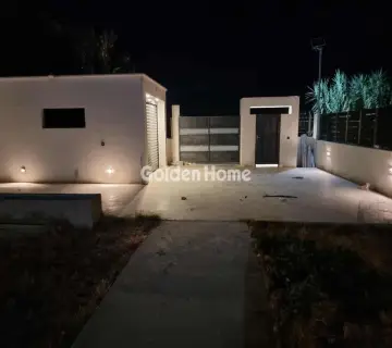 House 240m<sup>2</sup> for sale photo 60