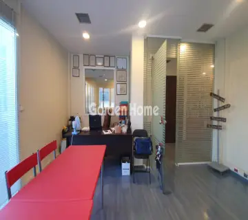 Office 154m<sup>2</sup> for rent photo 4